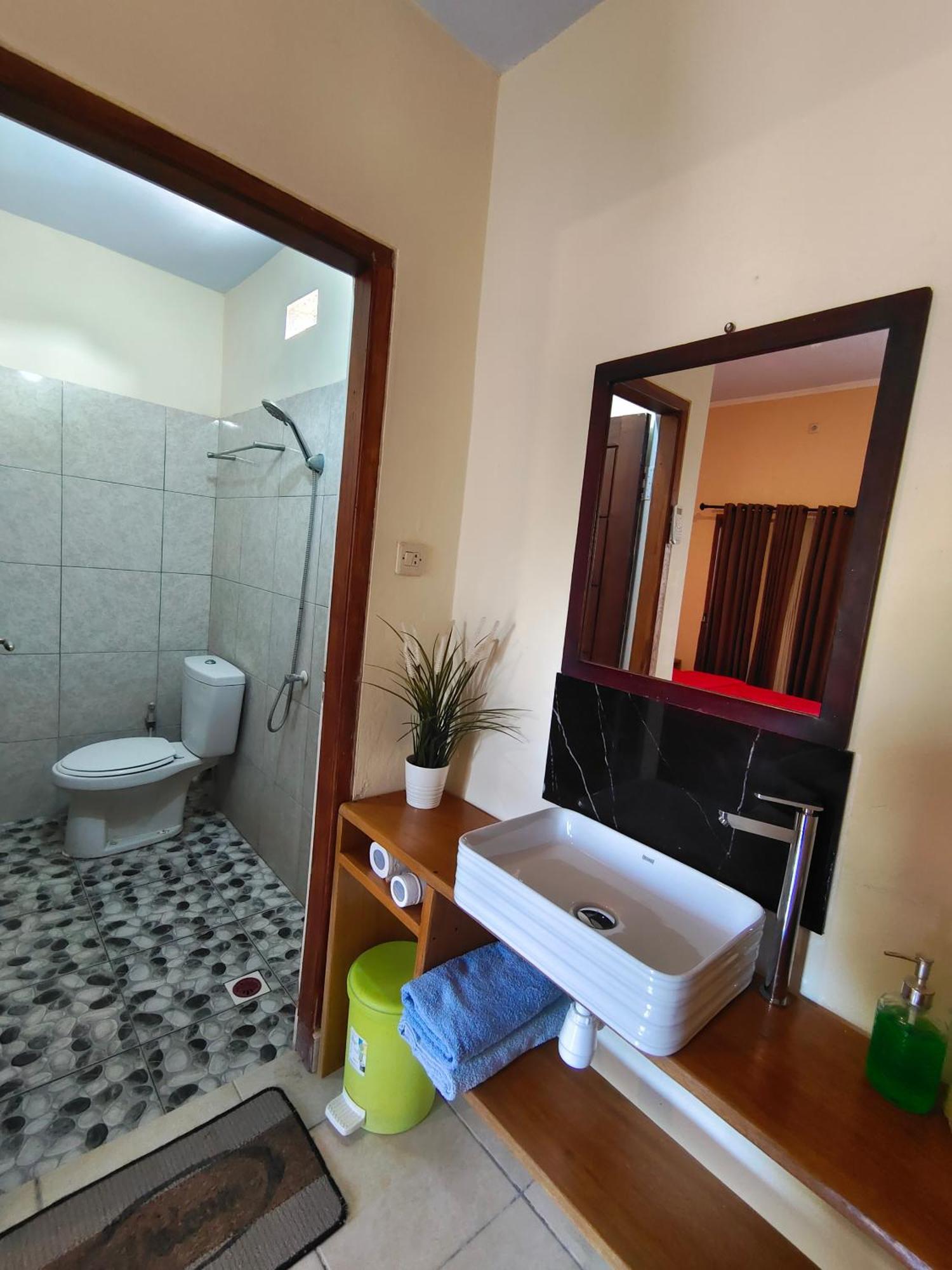 Surf Camp 79 Hotel Kuta  Ruang foto