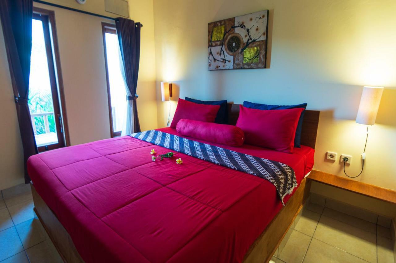 Surf Camp 79 Hotel Kuta  Bagian luar foto